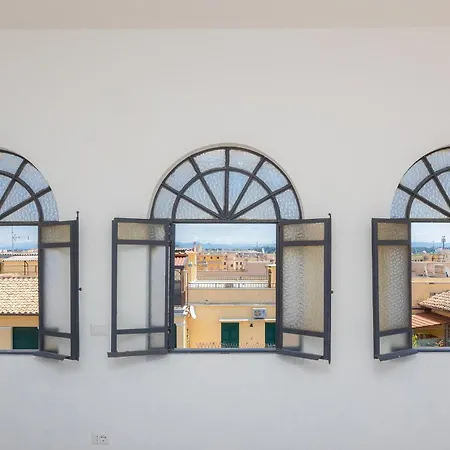 Amazing Penthouse Vaticano * רומא